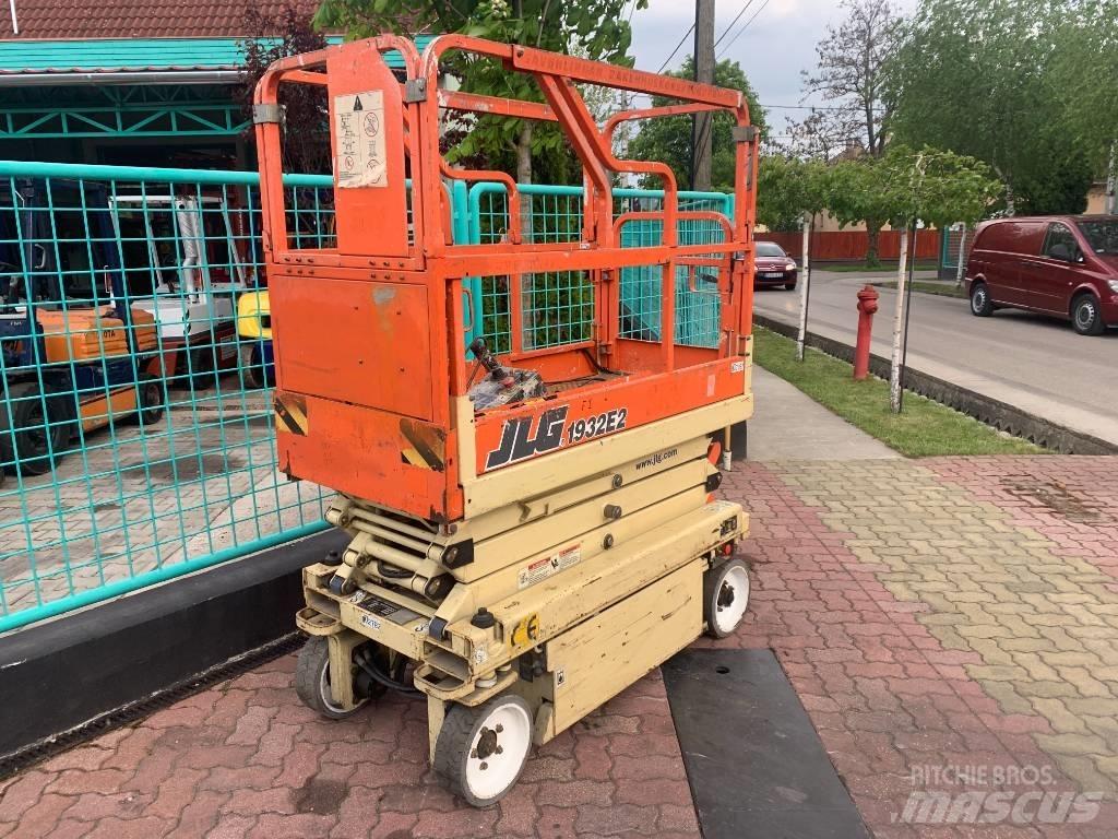 JLG 1932E2     V-2782 Personhissar och andra hissar