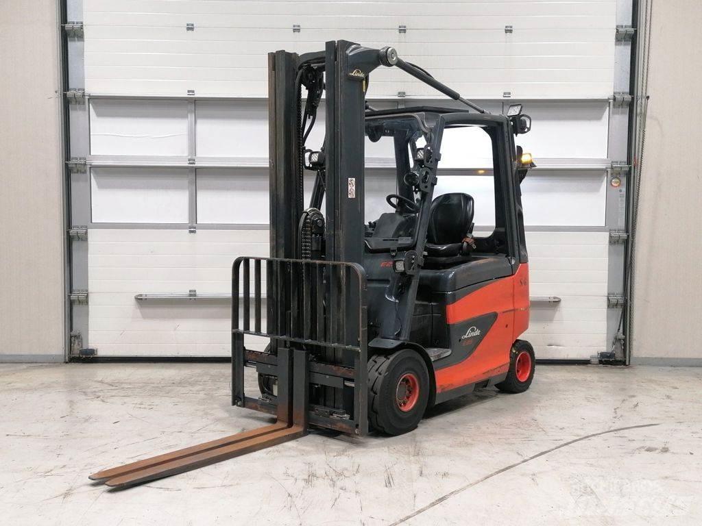 Linde E25H-01/600 Elmotviktstruckar