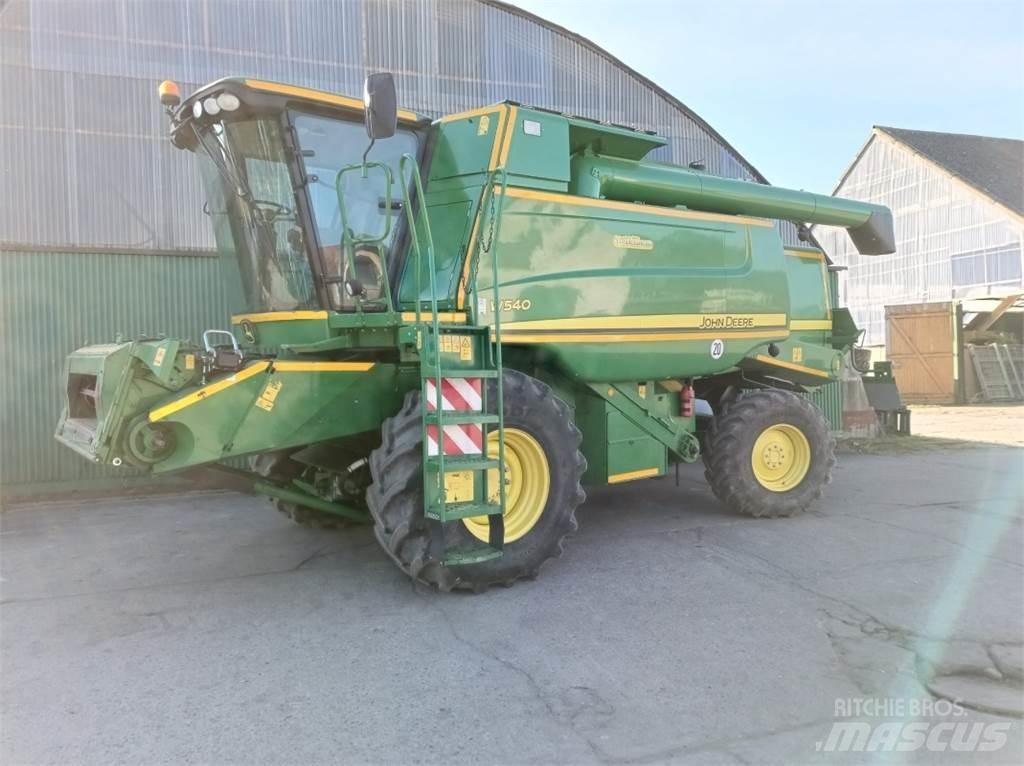 John Deere W540 Skördetröskor