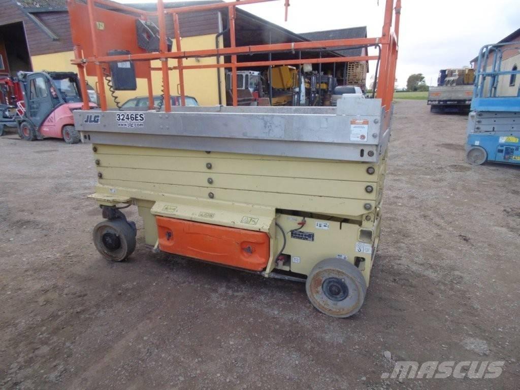 JLG 3245 ES Saxliftar