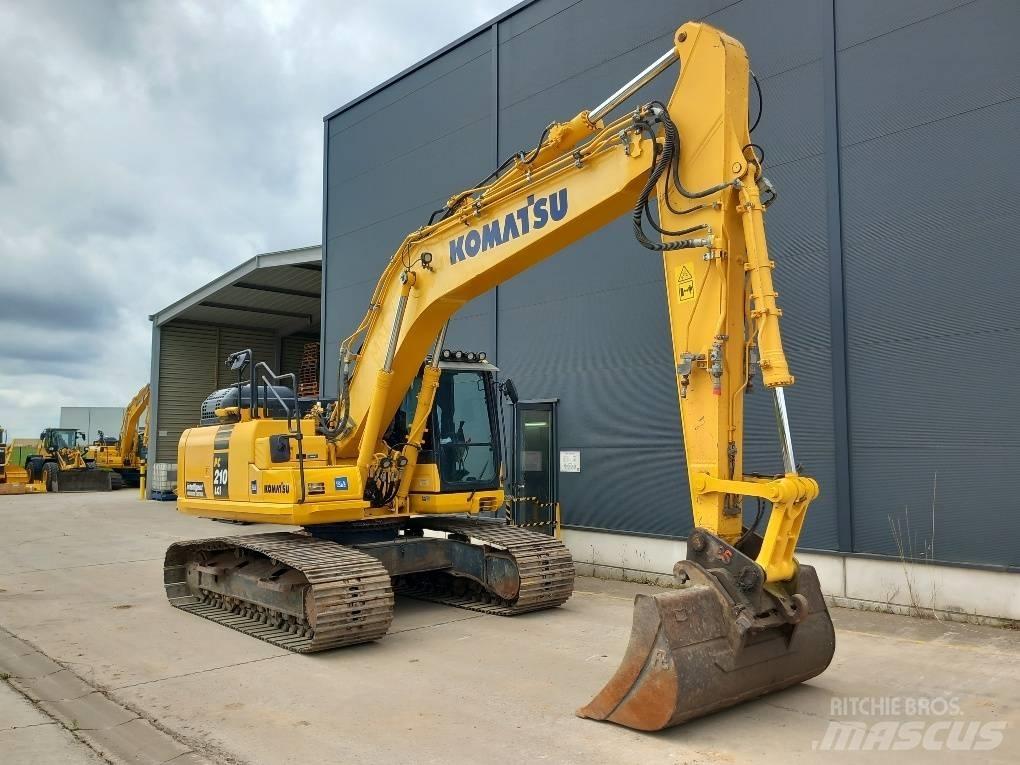 Komatsu PC210LCI-11 Bandgrävare