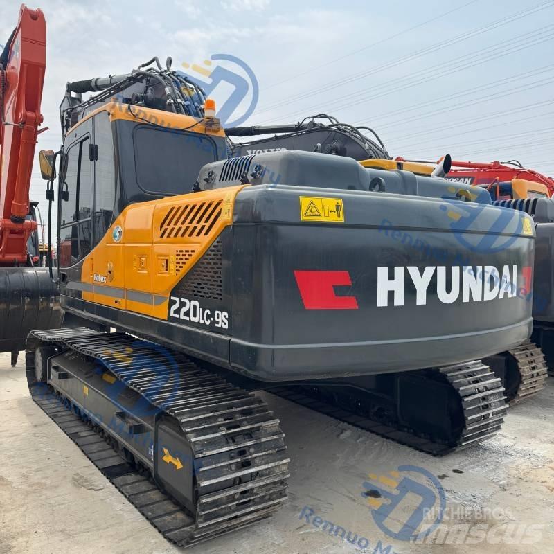Hyundai R220-9S Bandgrävare