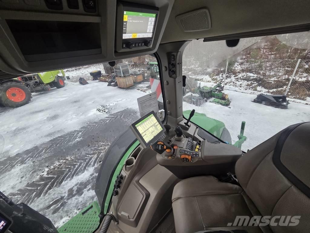 John Deere 7R 330 Traktorer