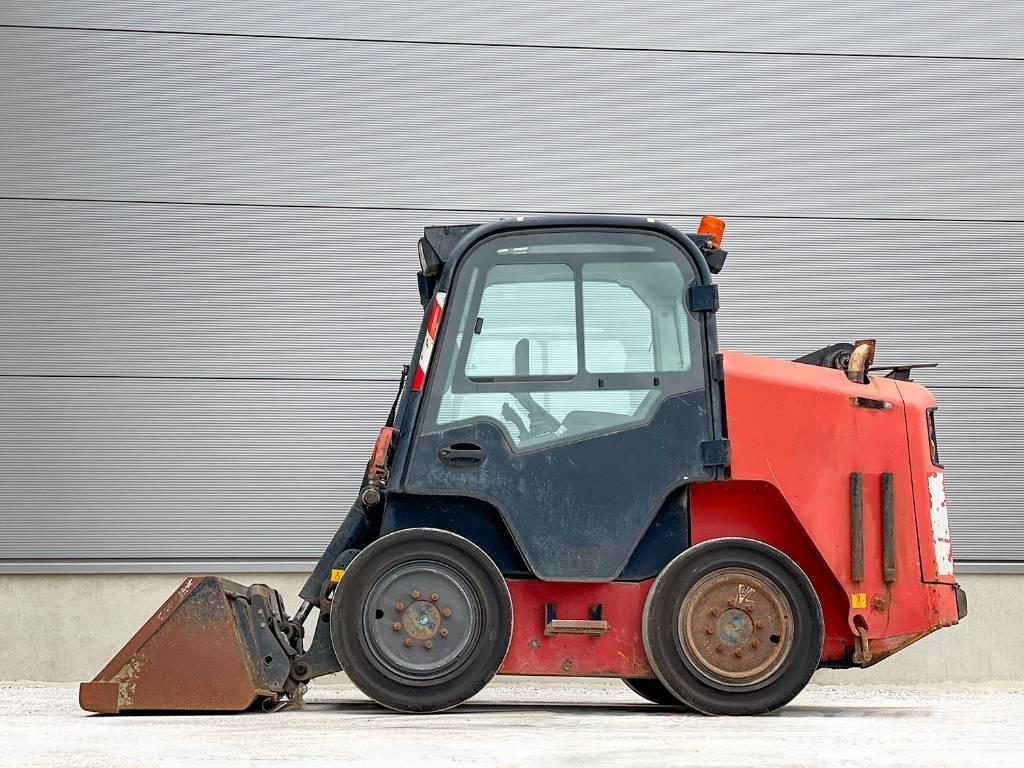 JCB R260 Kompaktlastare