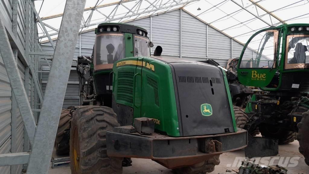 John Deere 1270 E Skördare