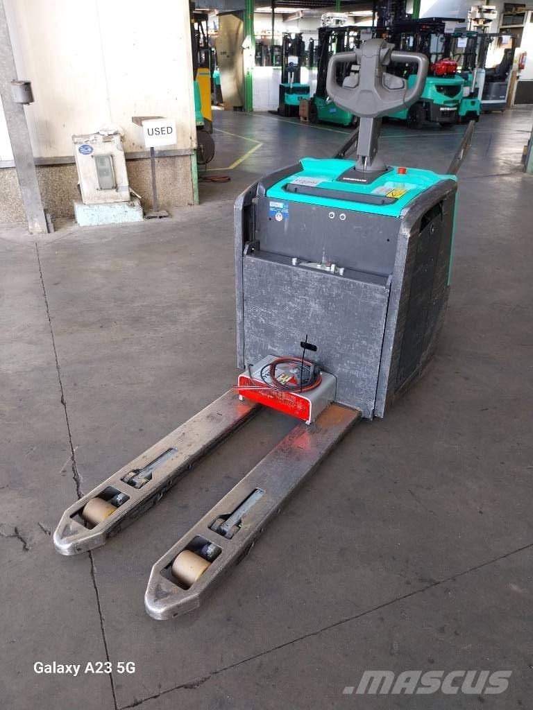 Mitsubishi PBV20N3 Låglyftare med plattform