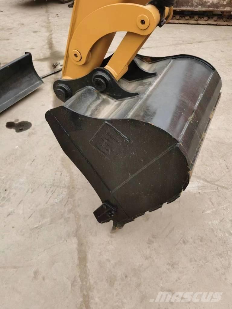 CAT 306E2 Bandgrävare