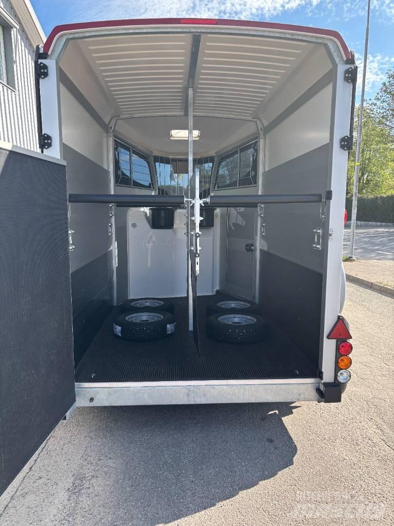 Ifor Williams HBX511 Djurtransportsläp
