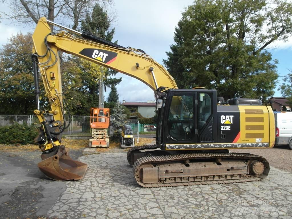 CAT 323 EL Bandgrävare