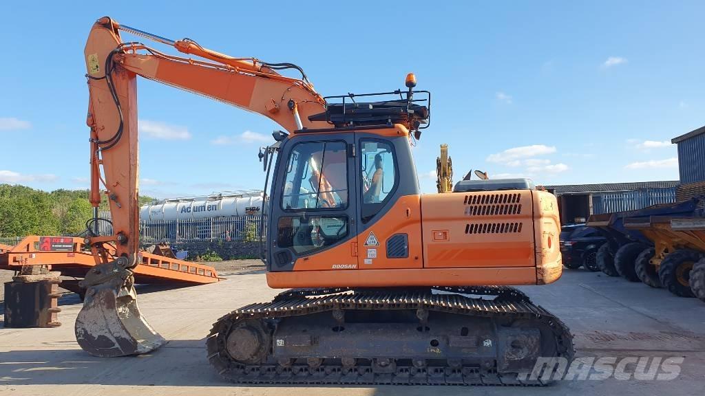 Doosan DX160LC-3 Bandgrävare