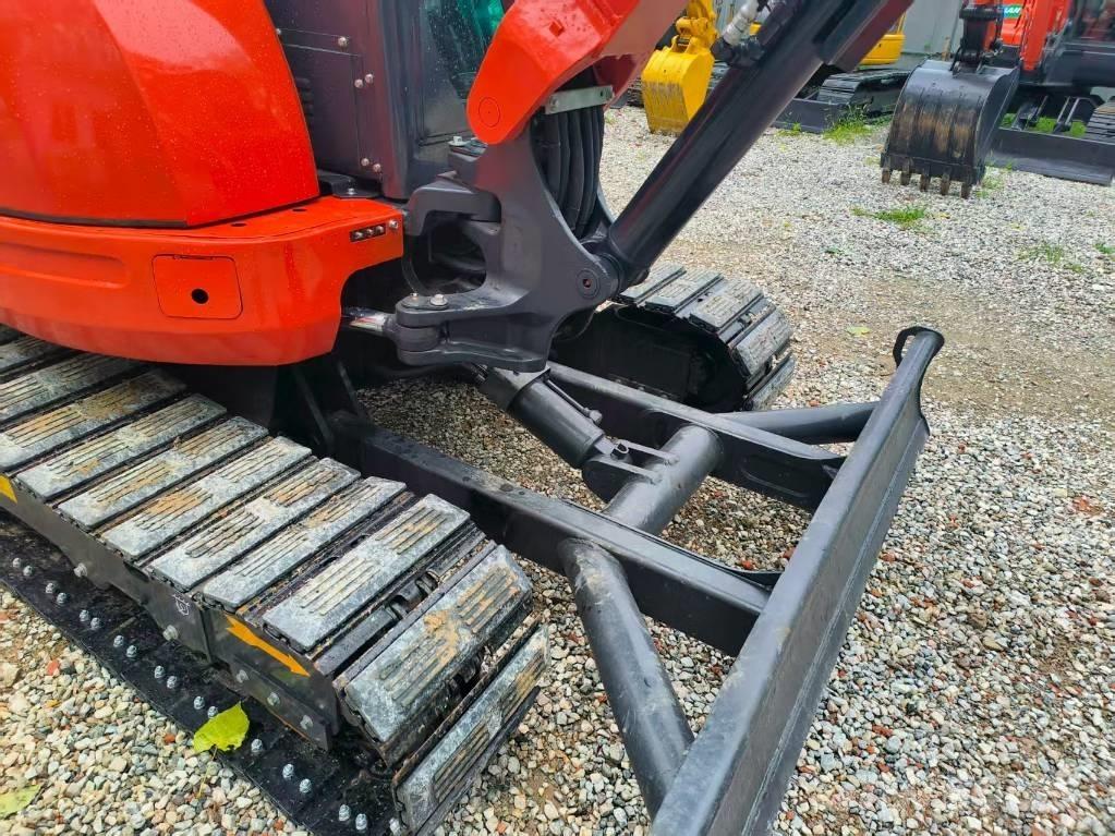 Kubota U 55-4 Minigrävare < 7t