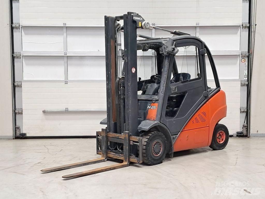 Linde H25D-01 Dieselmotviktstruckar