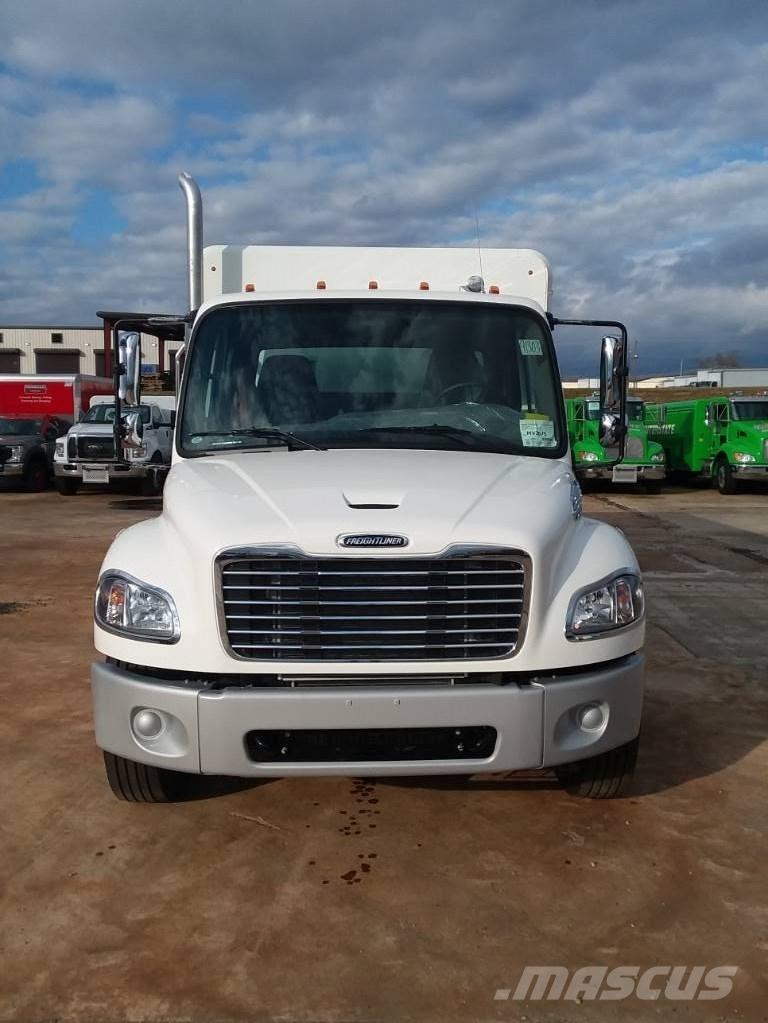 Freightliner M2 Lastbilar för dryckesleveranser