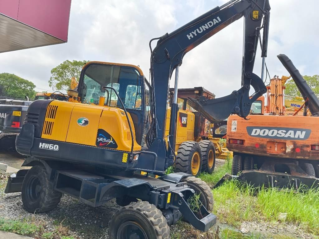 Hyundai R60W Minigrävare < 7t