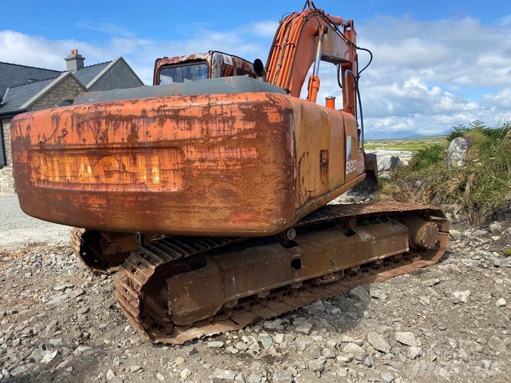 Hitachi EX 200-5 Bandgrävare