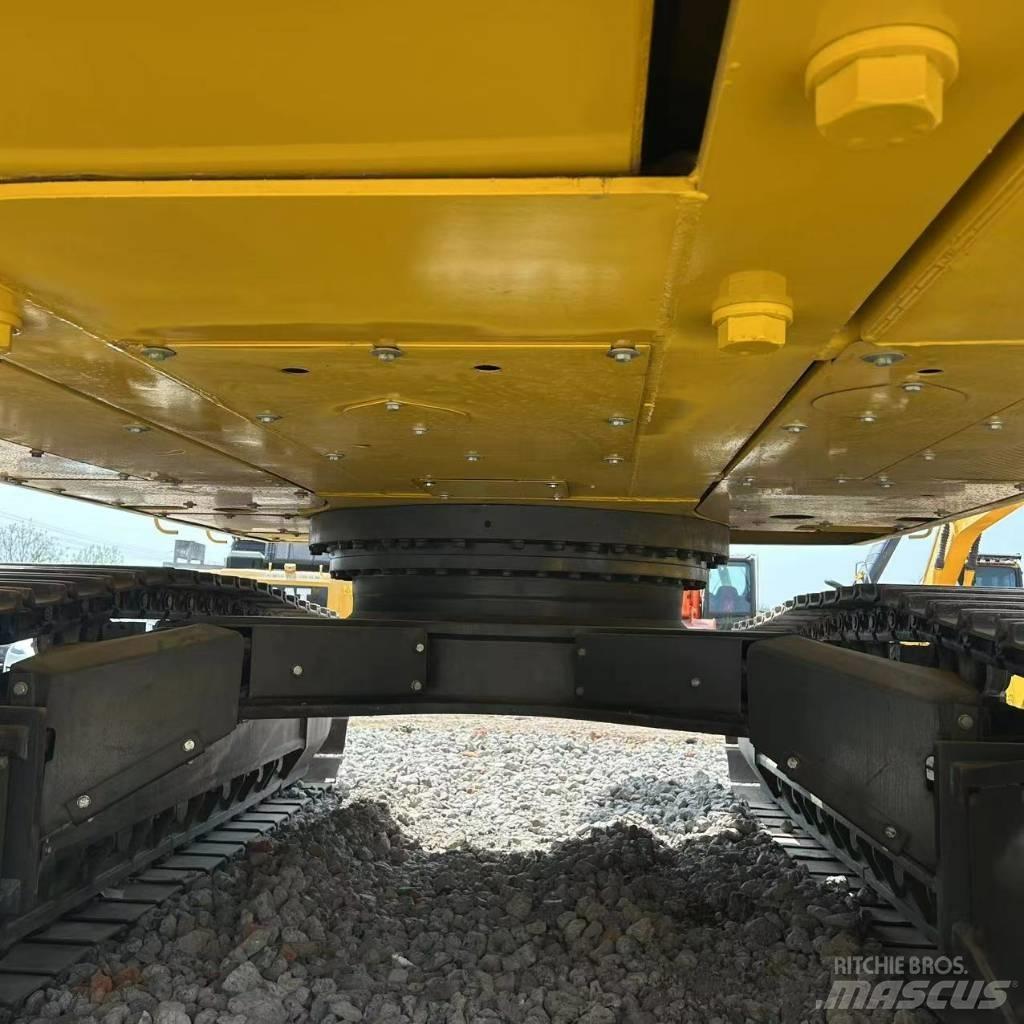 Komatsu 450-8 Bandgrävare
