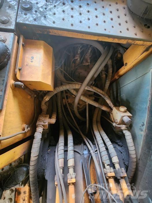 Hyundai HW210 Hjulgrävare