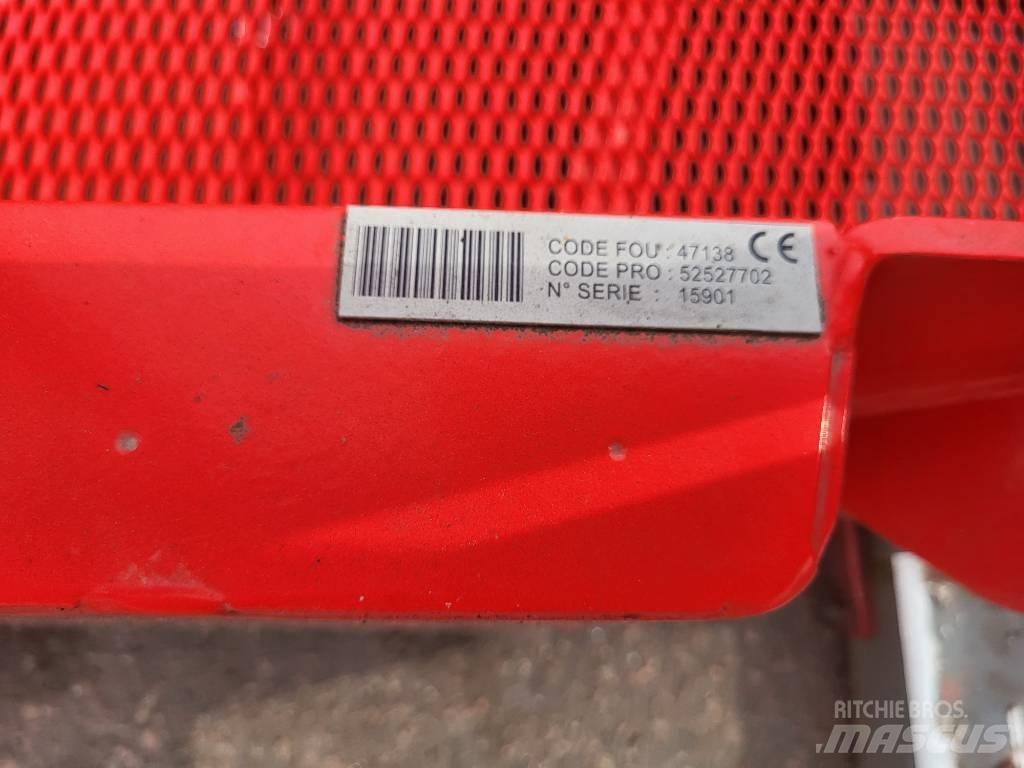 Manitou 200 ATJ kori Personhissar och andra hissar