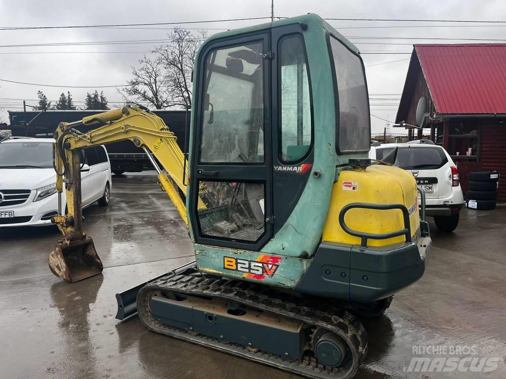 Yanmar B 25 V Minigrävare < 7t