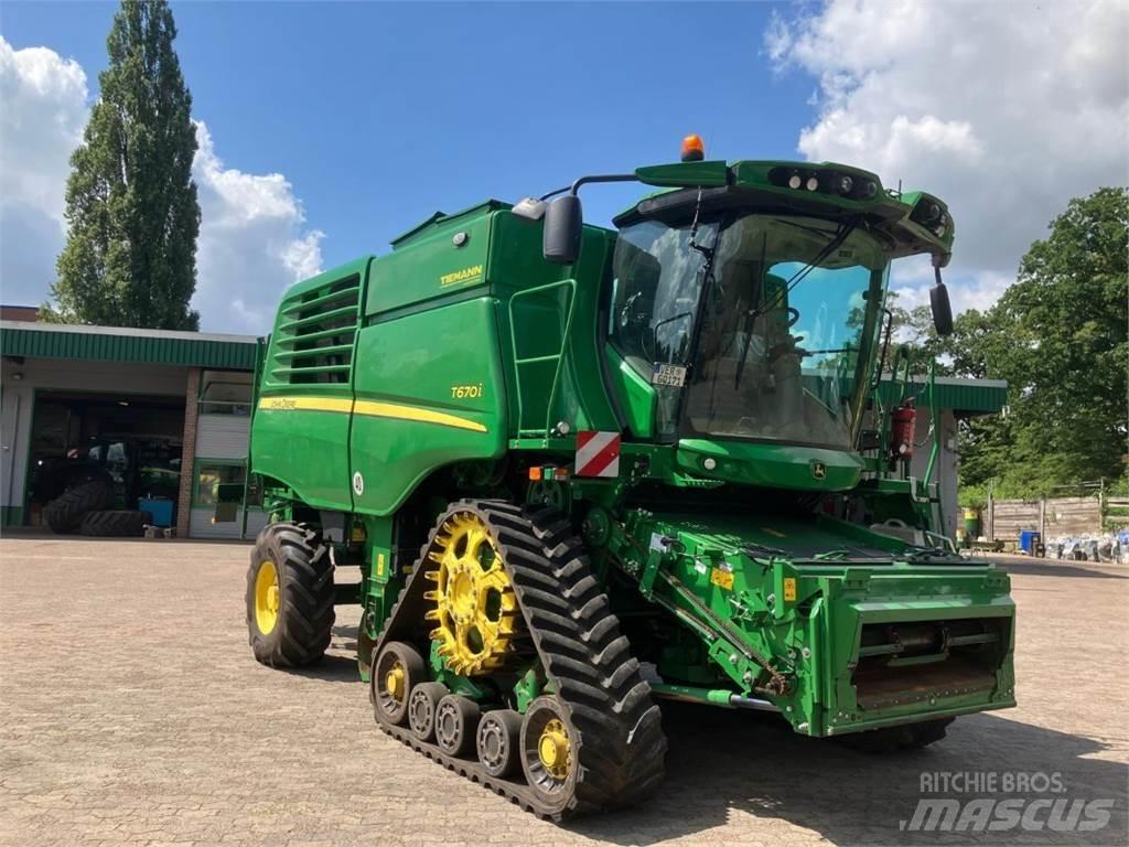 John Deere T670 Skördetröskor