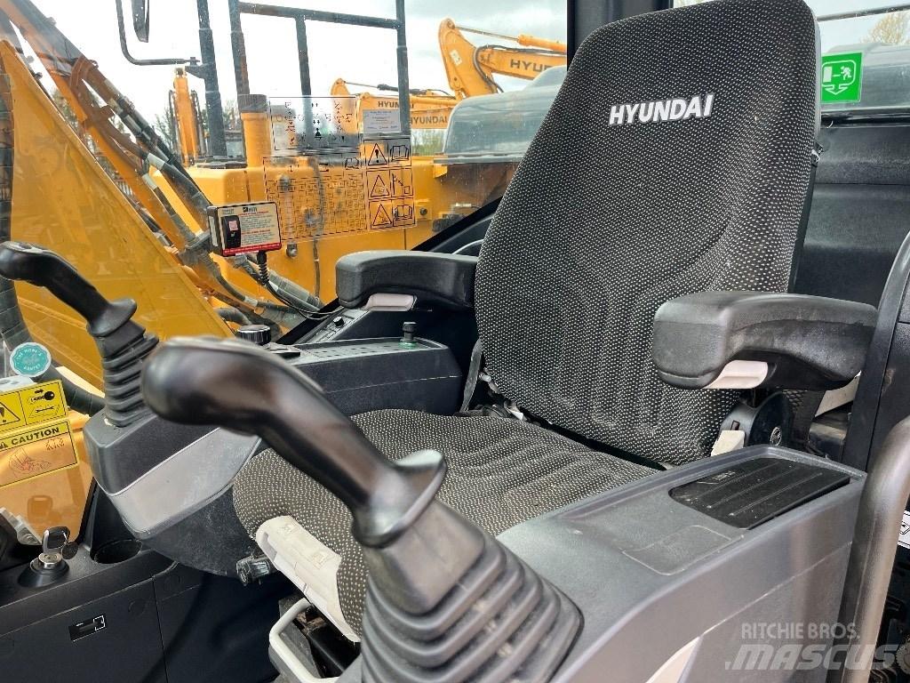 Hyundai HX140L Bandgrävare
