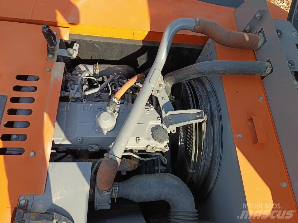Hitachi ZX240 Bandgrävare