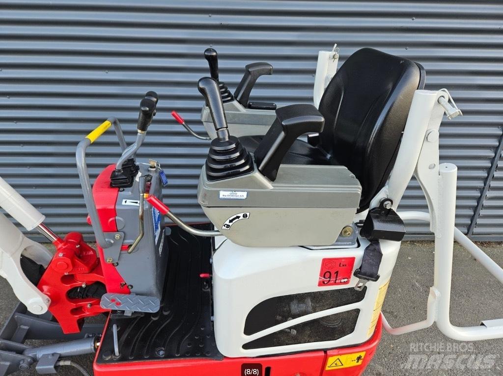 Takeuchi TB 210 R Minigrävare < 7t