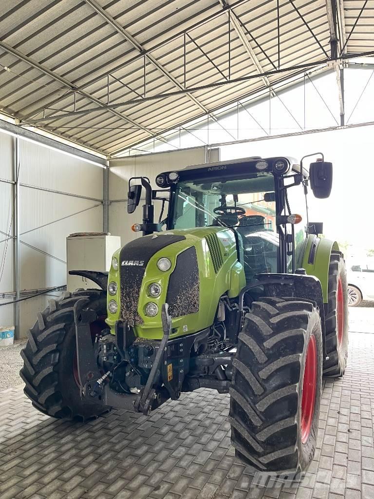 CLAAS Arion 440 Traktorer