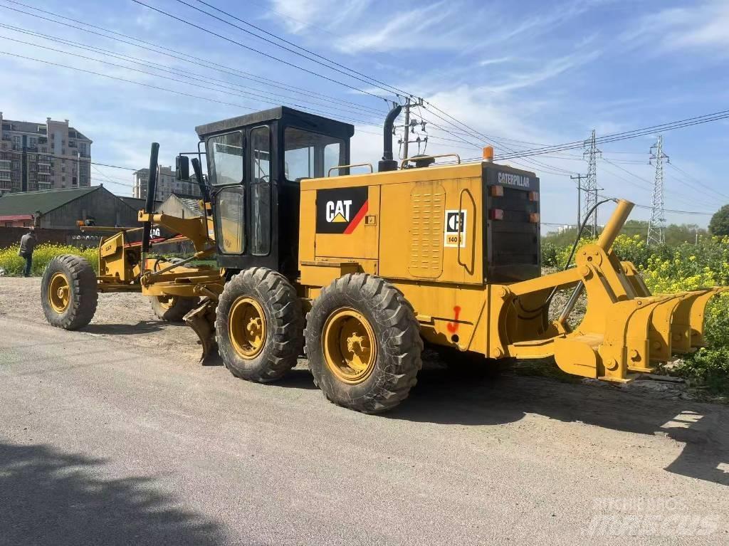 CAT 140 G Väghyvlar
