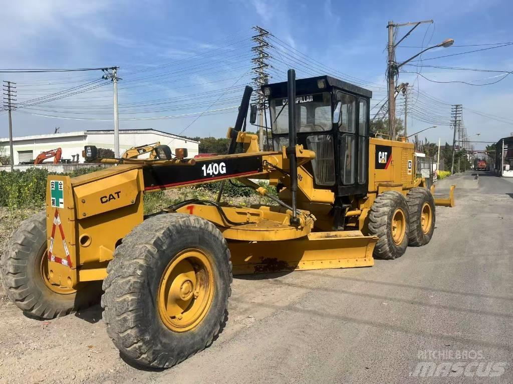 CAT 140 G Väghyvlar