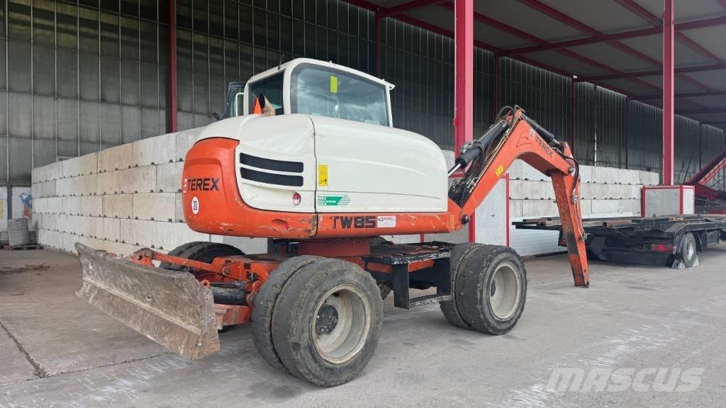 Yanmar TW 85 Hjulgrävare