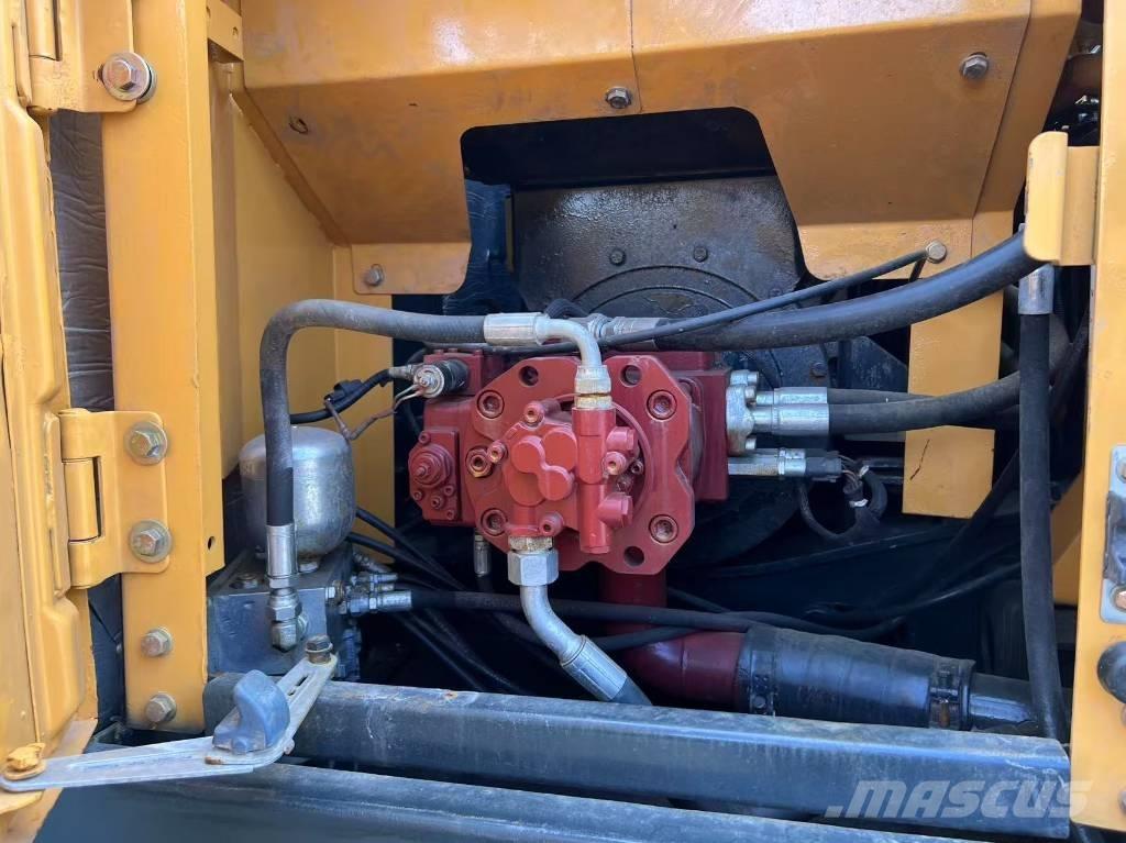 Hyundai R 150LC-9S Bandgrävare