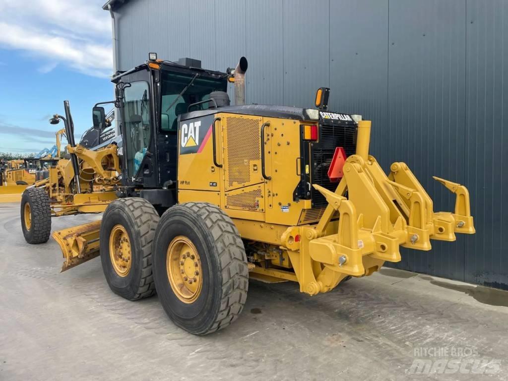 CAT 140M Väghyvlar