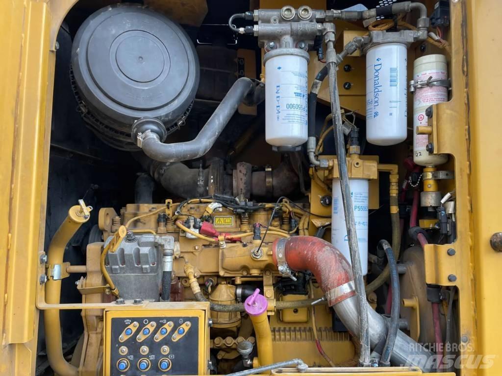 CAT 140M Väghyvlar