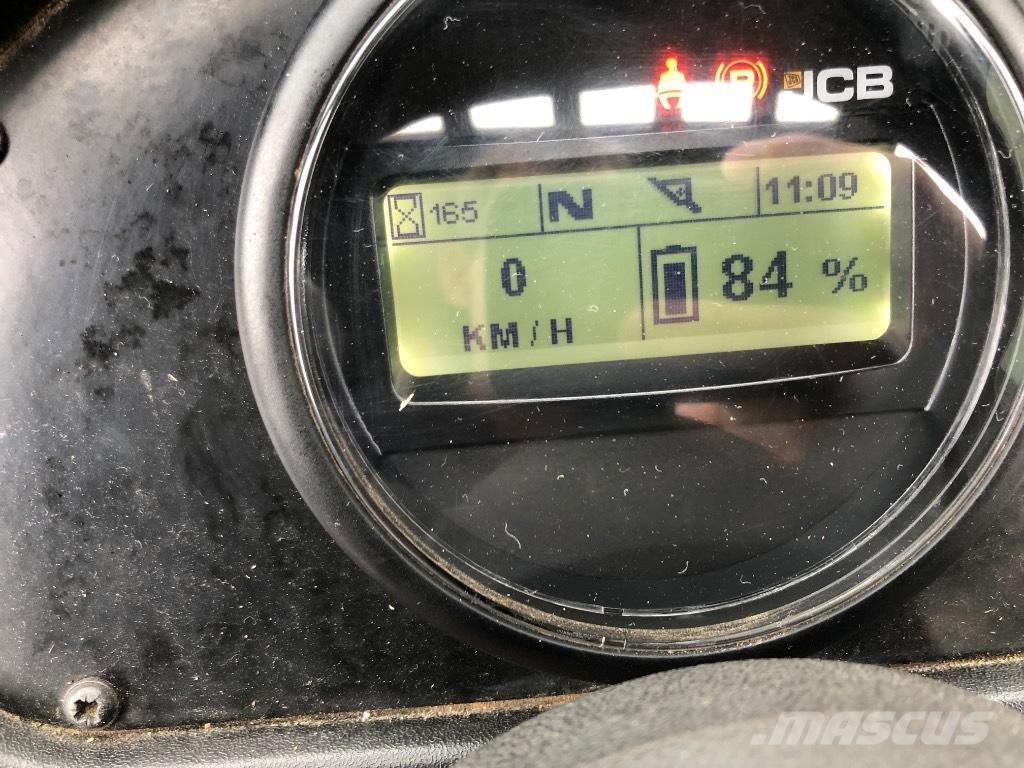 JCB 403 E Redskapsbärare för lantbruk