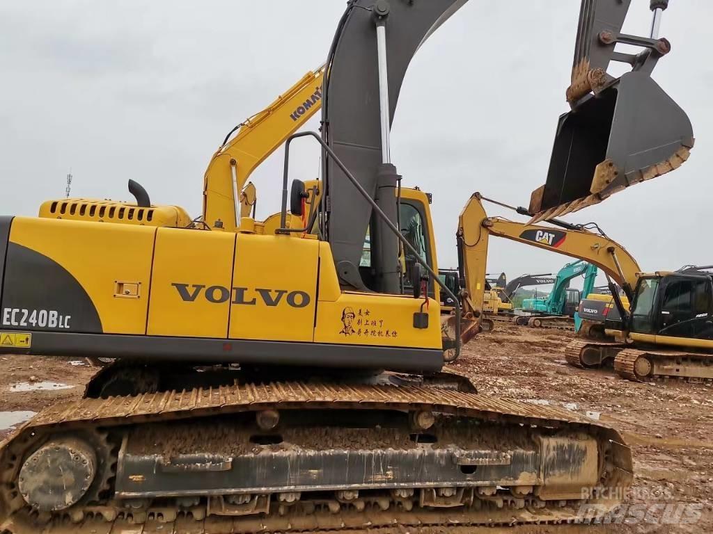 Volvo EC 240 B LC Bandgrävare