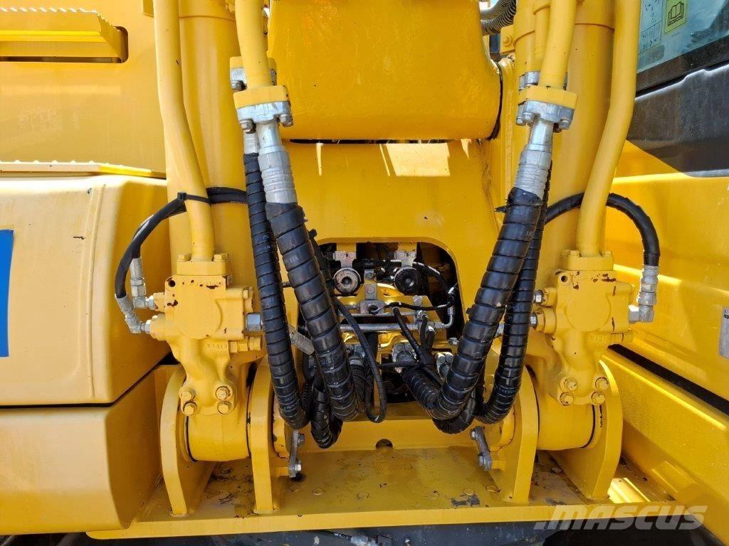 Komatsu PC240LC-10 Bandgrävare
