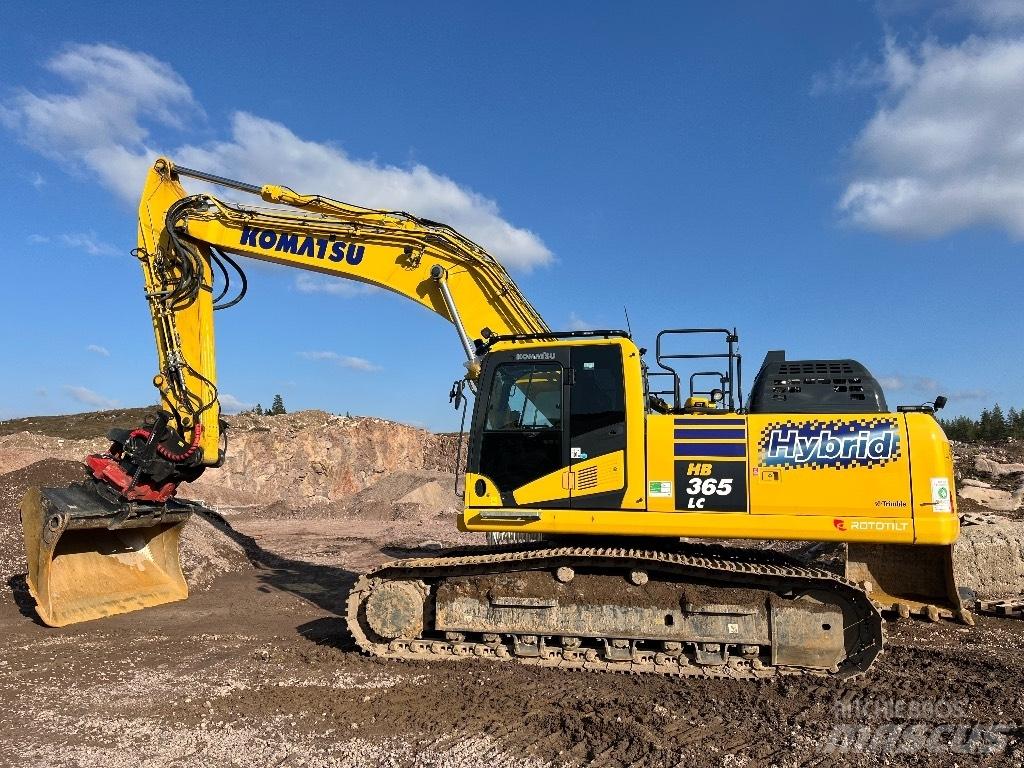 Komatsu HB 365LC-3E0 Bandgrävare