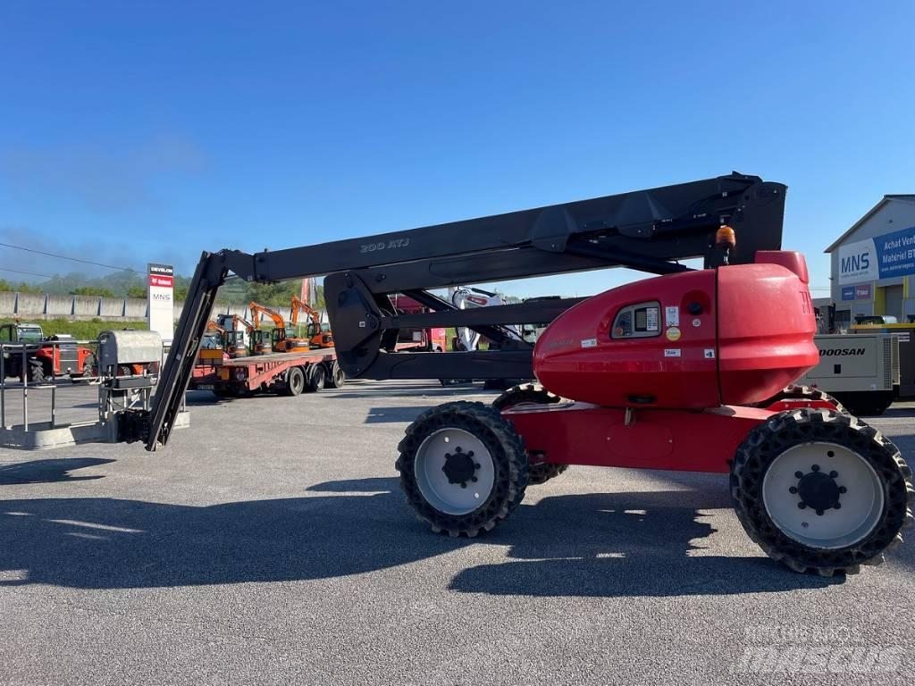 Manitou 200 ATJ Bomliftar