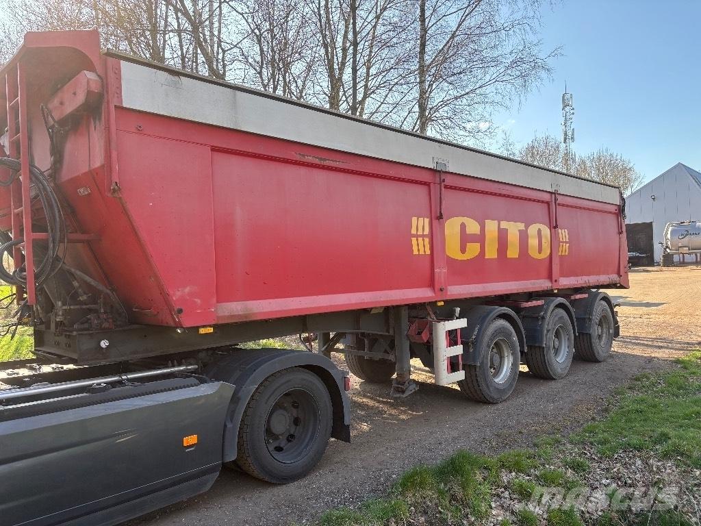 AJK Stuuras kieper Tipptrailer