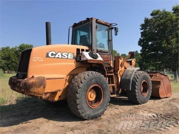 CASE 621D Hjullastare