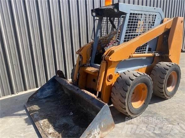 CASE 70XT Kompaktlastare