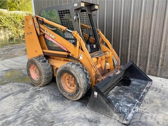 CASE 90XT Kompaktlastare