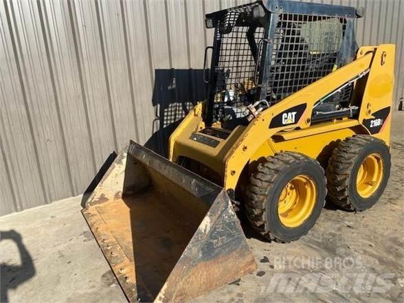 CAT 216B2 Kompaktlastare