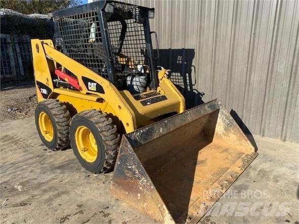 CAT 216B2 Kompaktlastare