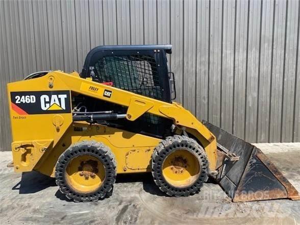 CAT 246D Kompaktlastare
