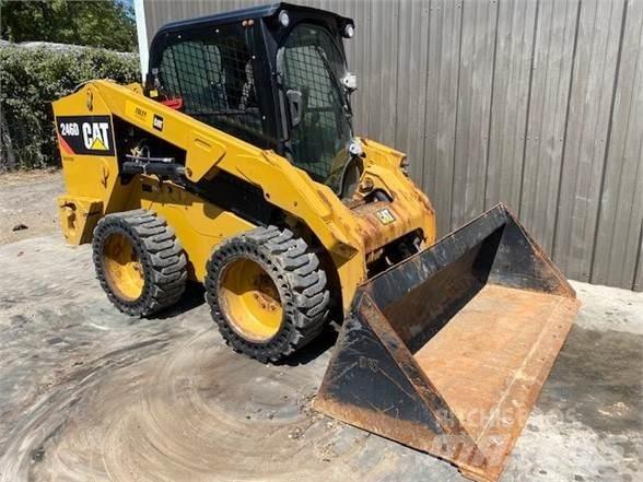 CAT 246D Kompaktlastare