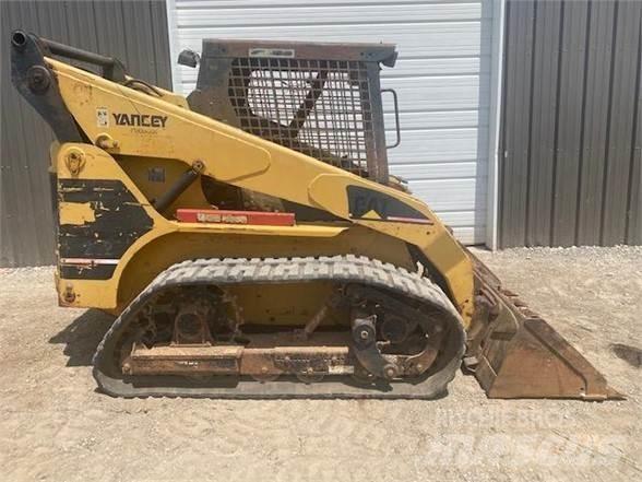 CAT 252 Kompaktlastare