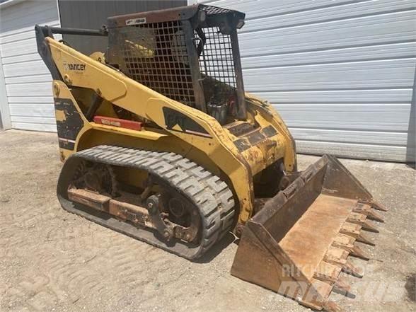 CAT 252 Kompaktlastare