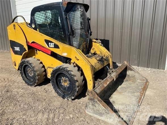 CAT 256C Kompaktlastare